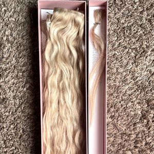 Glam Seamless Clip in Hair Extensions